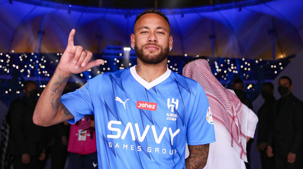Gak Ngapa-ngapain Dapet Trofi Liga Arab Saudi Plus Gaji Fantastis Itulah Neymar