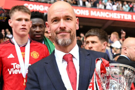 Drama masa depan Erik Ten Hag telah berakhir dan Alasan Manchester United Pertahankan Ten Hag.